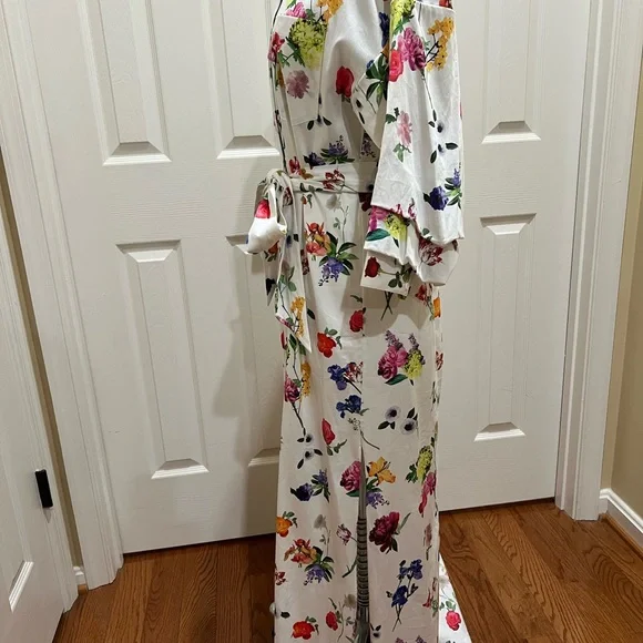 Alice + Olivia Floral Maxi Shirt Dress w/tie - Picture 5 of 13